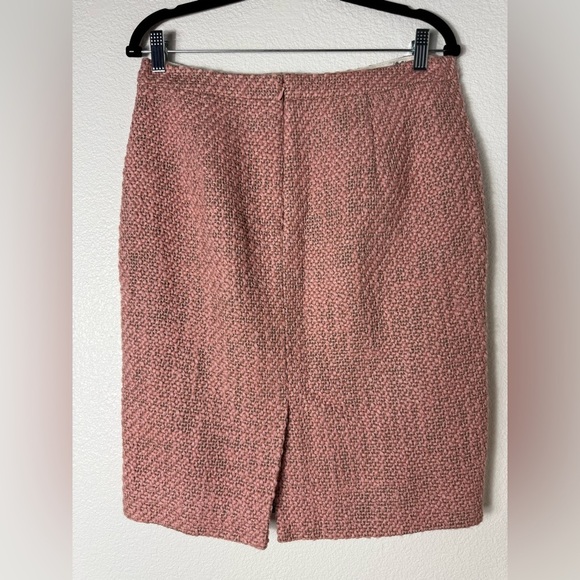 J. Crew Knit Wool Pencil Skirt in Pink size 8 - Picture 2 of 4